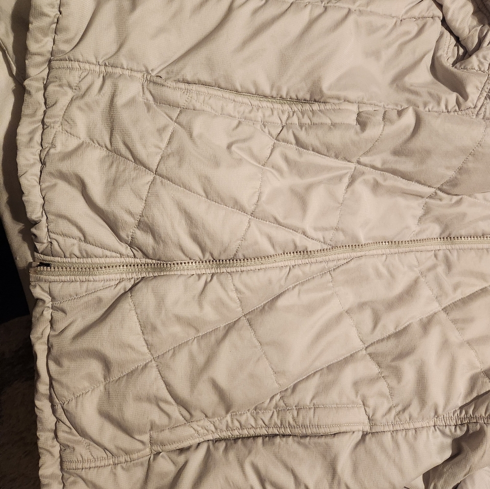 North Face Jacket - Picture 6 of 12
